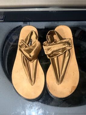 Vintage Metallic Gold Bronze Satin Tie Thong Sandals Size S (6-7) Made in USA